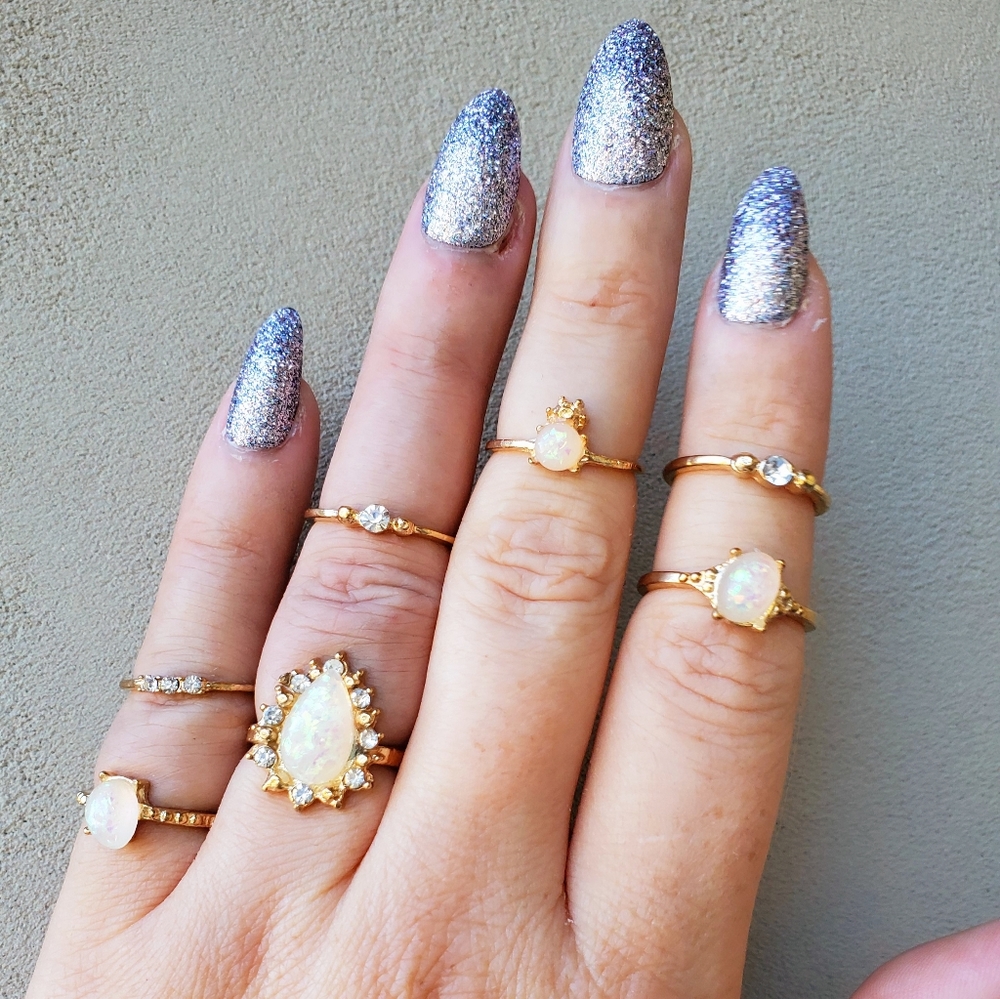 3/$20🌷Dainty 7 pc. Opal Midi Ring Set NWOT - Picture 4 of 5